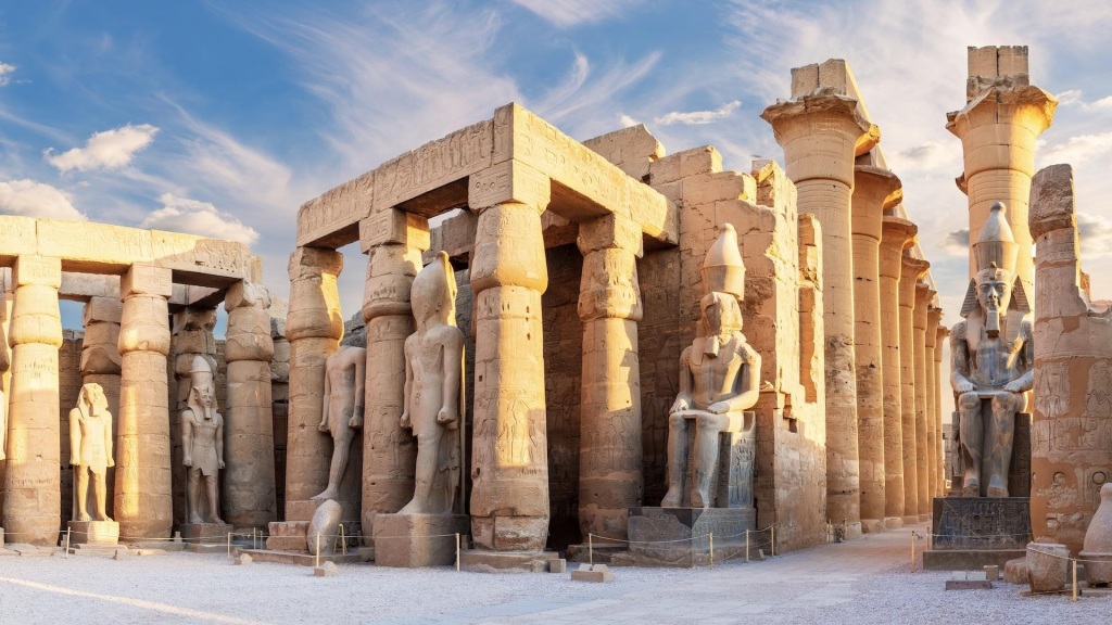 Luxor, Egypt: A Guide to Egypt’s Treasures and the Valley of the Kings