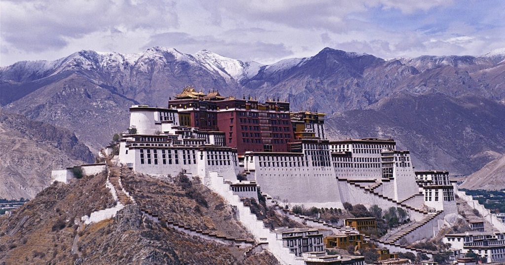 Exploring Tibet’s Top Attractions
