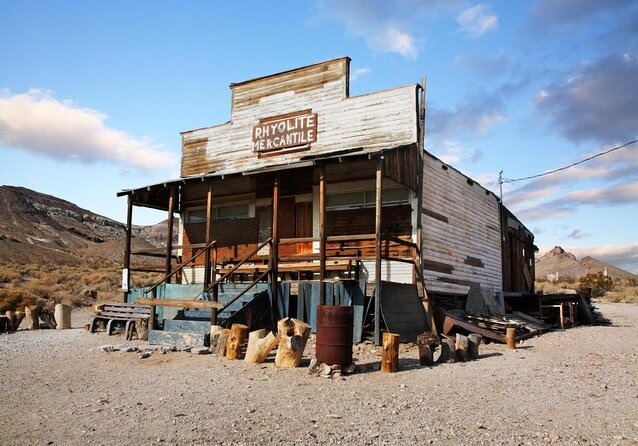 6 Ghost Towns in America You Must Explore